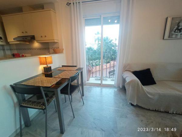 Apartamentos Los Hidalgo Golf Manilva Εξωτερικό φωτογραφία